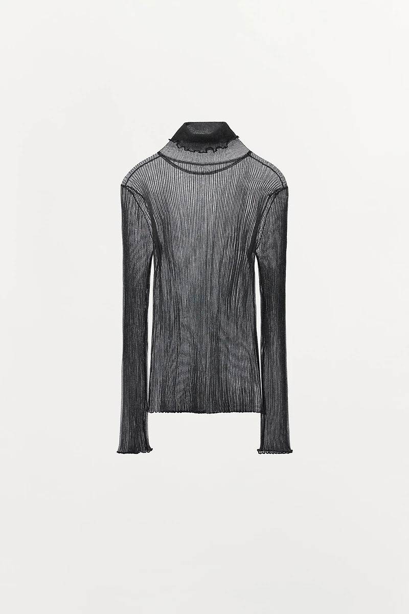 FINE KNIT HIGH NECK TOP