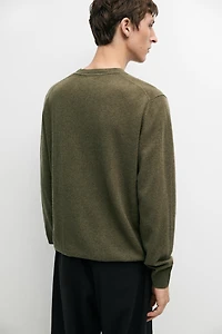 Wool blend round neck knit sweater