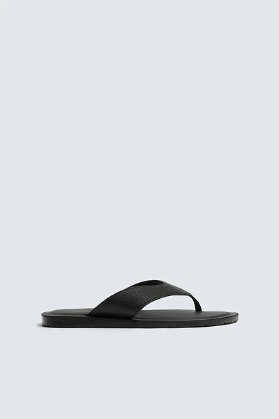 LEATHER STRAP SANDALS