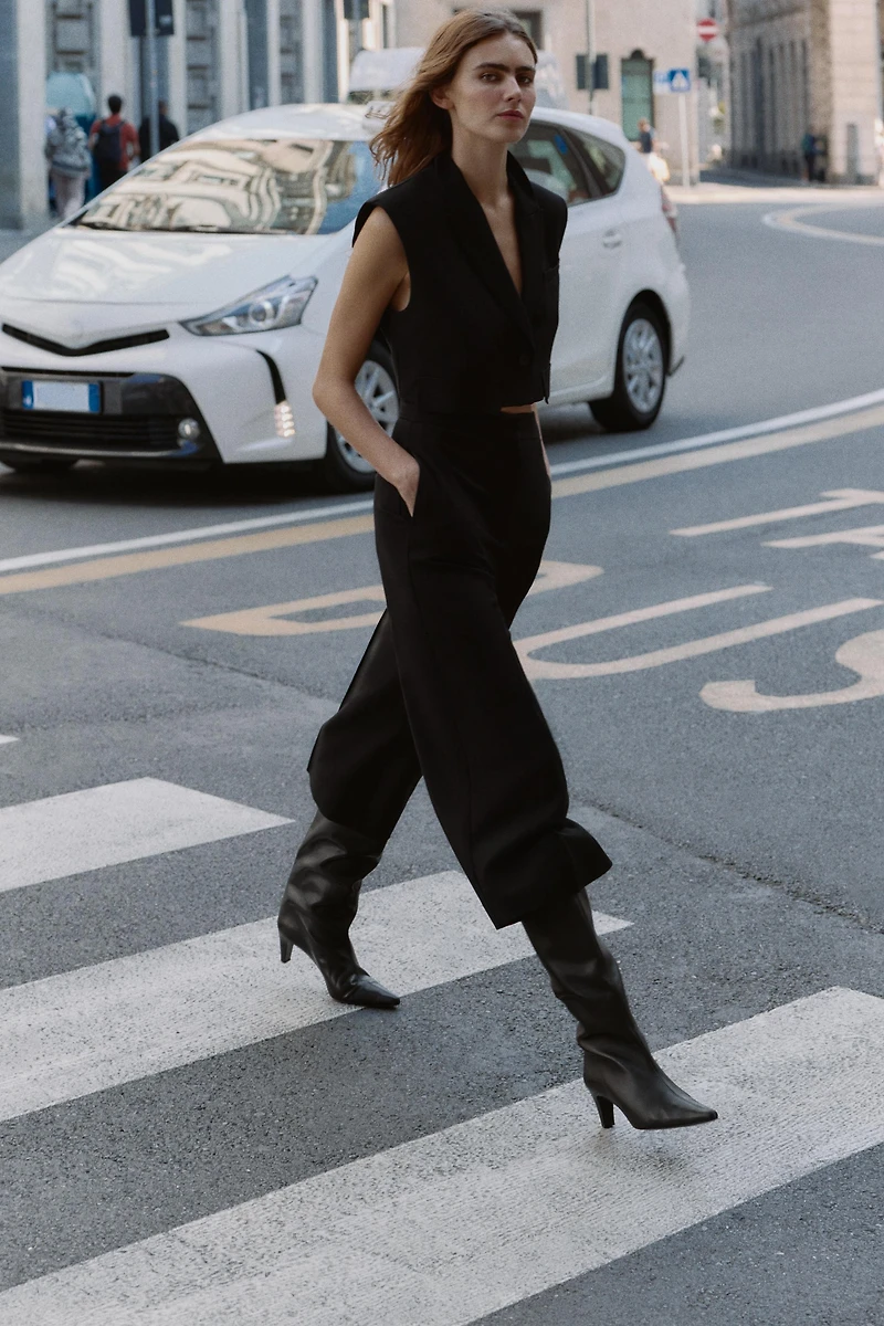 SHOULDER PAD SHORT VEST