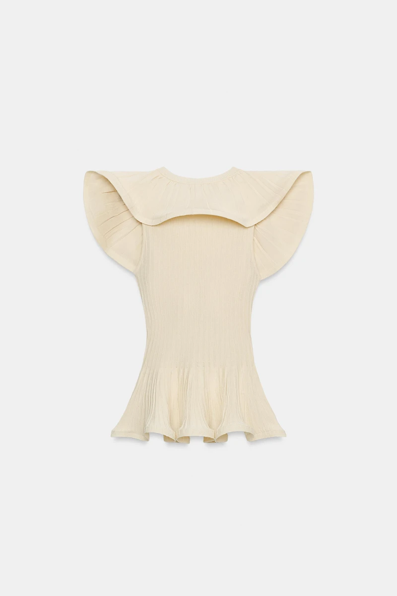 WAVY TRIM KNIT TOP