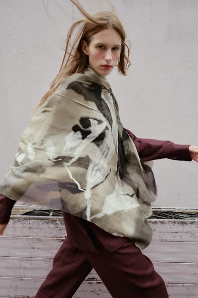 FLORAL PRINT SCARF