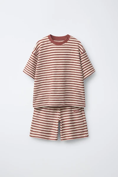 TOWEL EFFECT STRIPED T-SHIRT AND BERMUDA SET