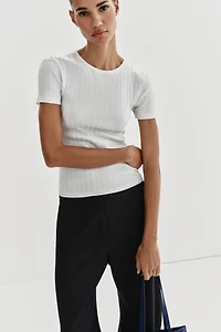 METALLIC THREAD RIB KNIT TOP