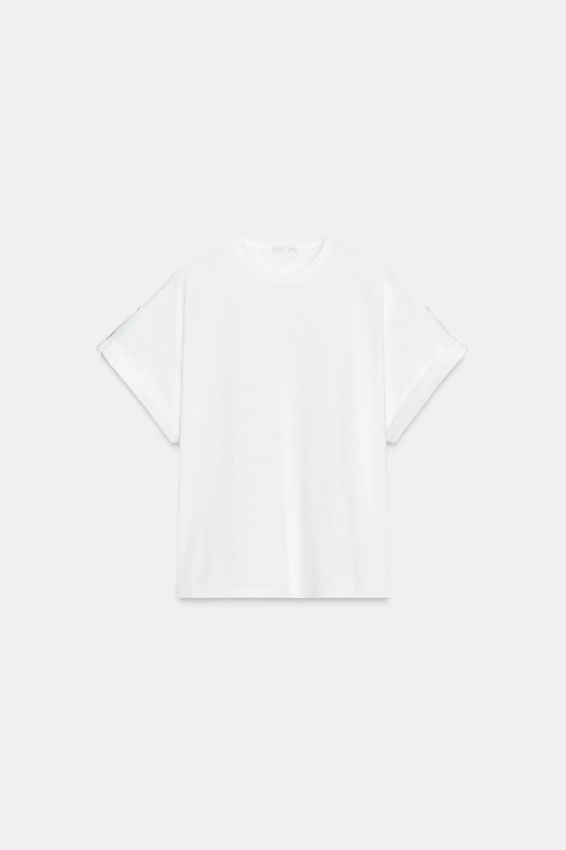 T-SHIRT PATTE BOUTON