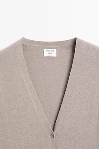STUDIO V-neck knit cardigan