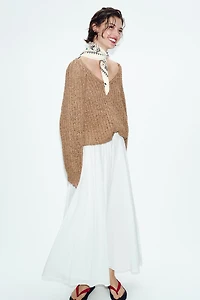 EMBROIDERED ROSE FRINGED SCARF