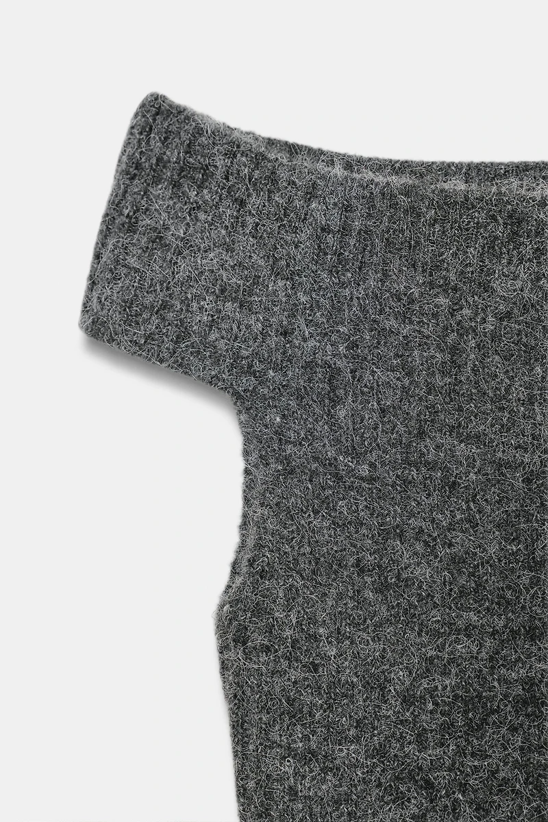 RIB KNIT TOP