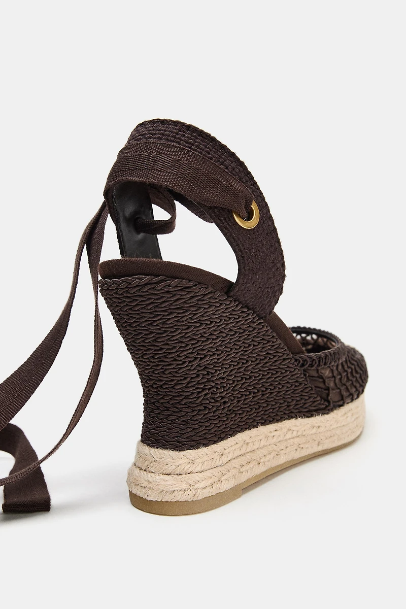 CURVED WEDGE HEELS