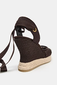 CURVED WEDGE HEELS