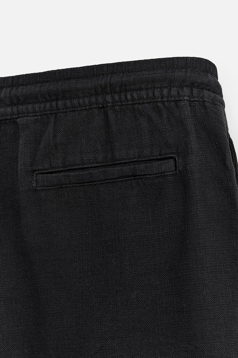 TEXTURED REGULAR FIT SHORTS