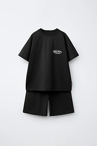 T-SHIRT AND SHORTS SET WITH TEXT