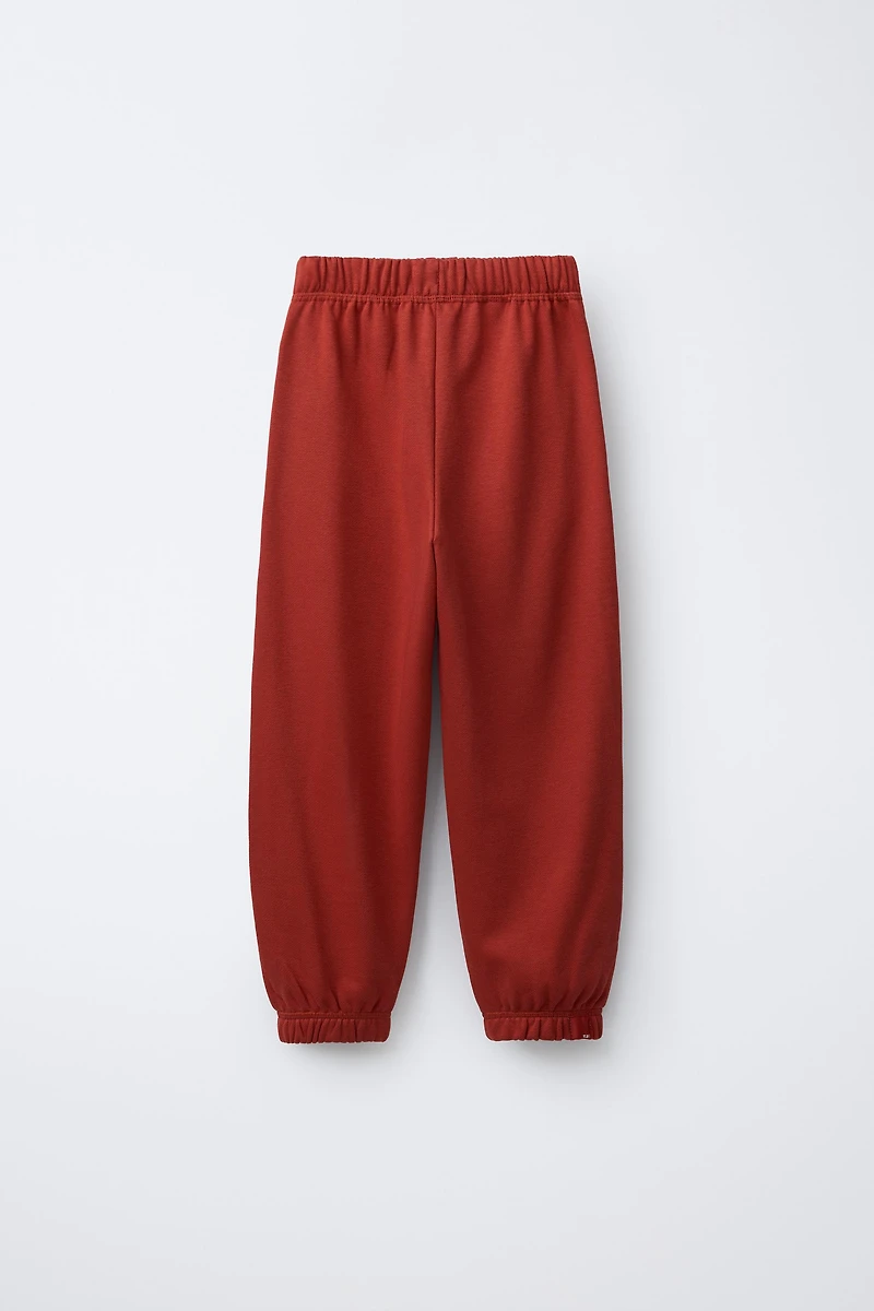 EMBROIDERED SWEATSHIRT AND JOGGER PANTS SET