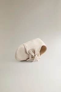 CHAUSSONS BLUCHER CUIR