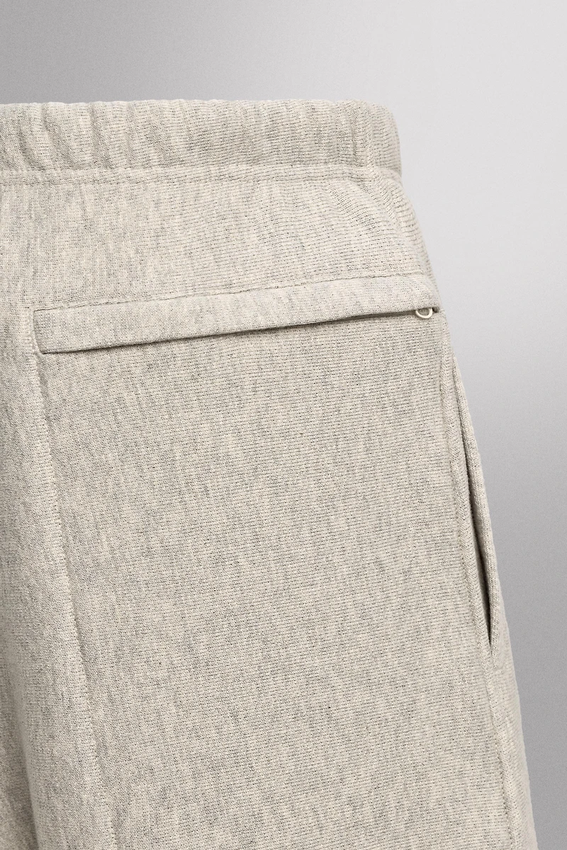 COTTON JOGGER BERMUDA SHORTS