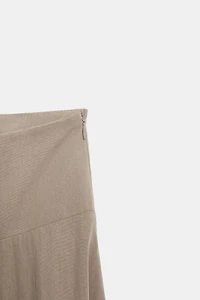 ASYMMETRIC HEM MIDI SKIRT