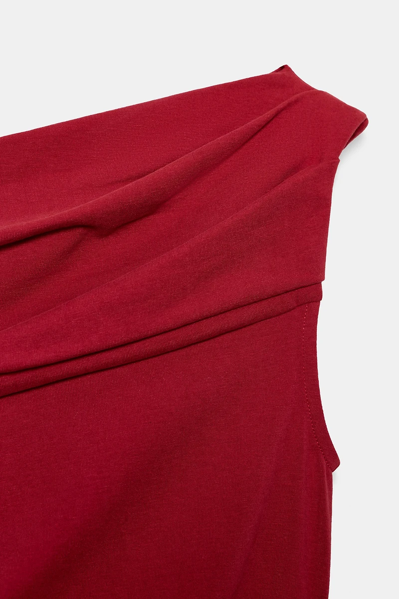 DRAPED TOP