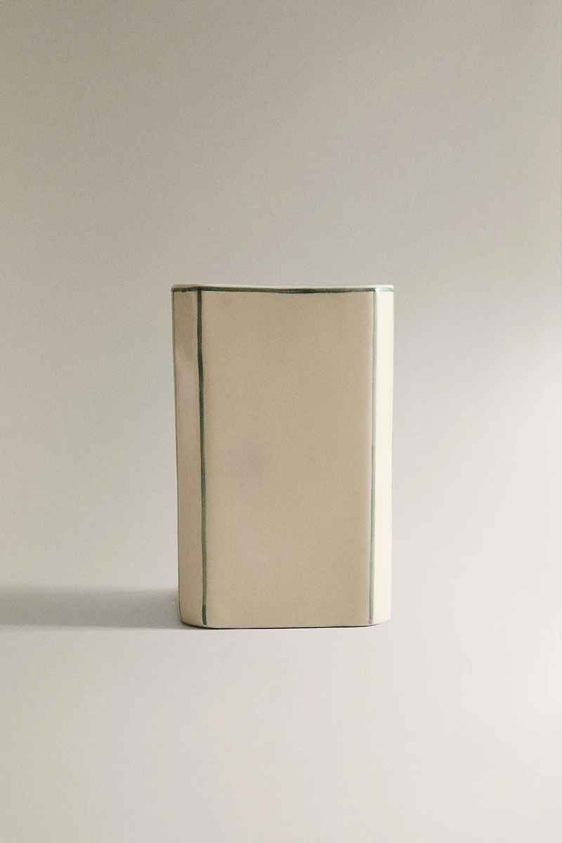 OCTAGONAL TOOTHBRUSH HOLDER