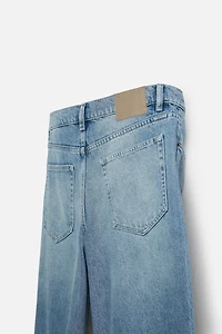 JEAN COUPE DROITE LONGUEUR CHEVILLE