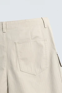 BERMUDA CARGO REGULAR FIT CHEVRONS