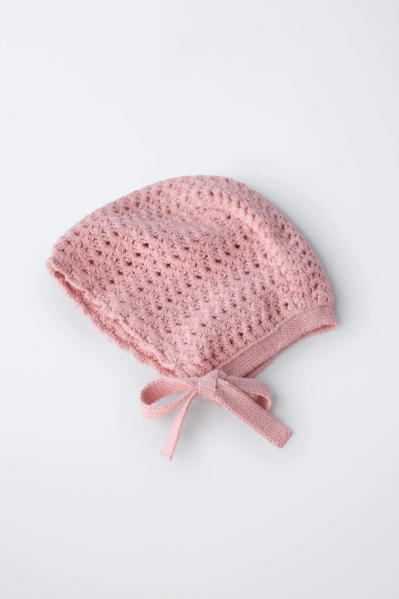 BONNET EN MAILLE CROCHET