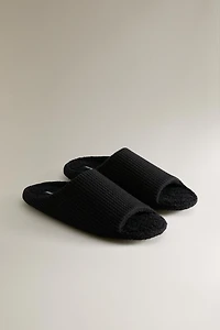 OPEN TERRY BATHROOM SLIPPERS