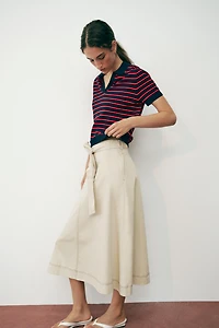 CONTRAST STITCH BELTED SKIRT