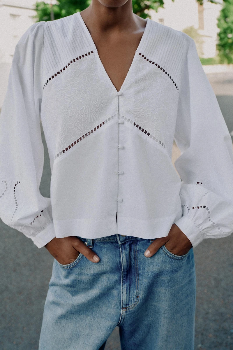 EMBROIDERED POPLIN SHIRT