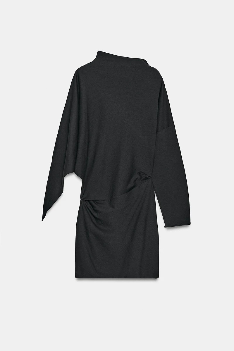 ROBE COURTE ASYMÉTRIQUE