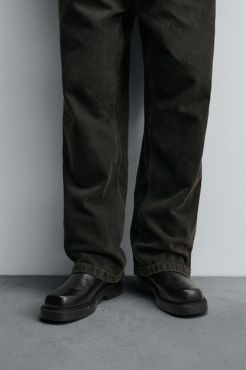 BOTTES EN CUIR À SEMELLES ÉPAISSES ÉDITION LIMITÉE