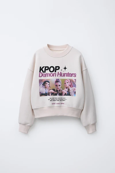 KPOP DEMON HUNTERS™ NETFLIX © PRINTED SWEATSHIRT