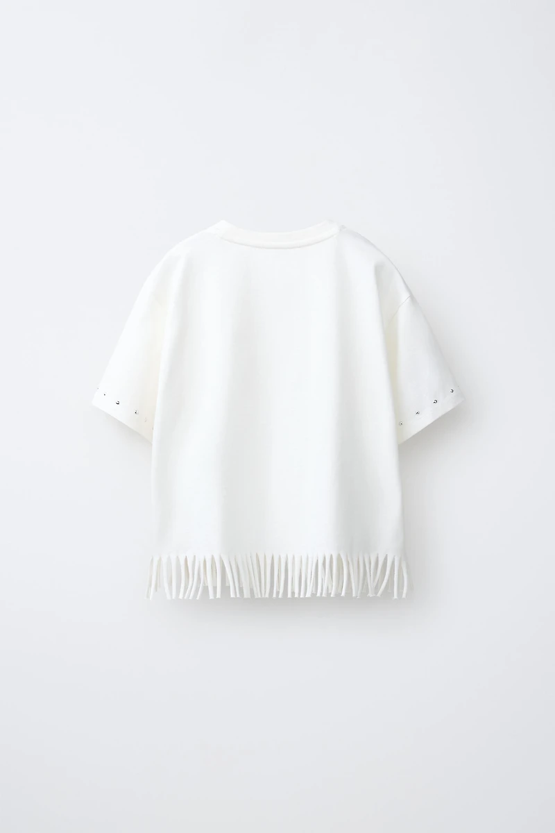 T-SHIRT À FRANGES ET CLOUS