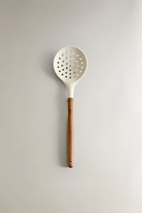 SILICONE AND WOODEN SLOTTED SPOON