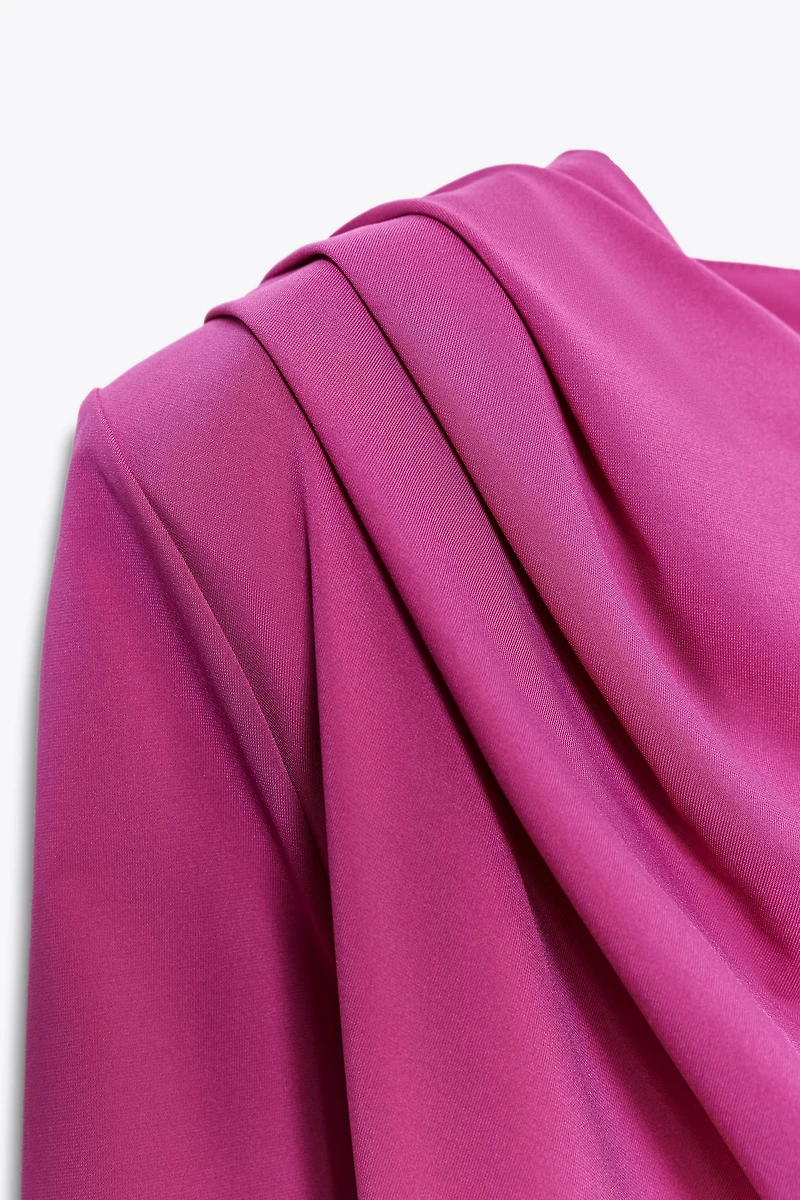 DRAPED SHOULDER PAD TOP