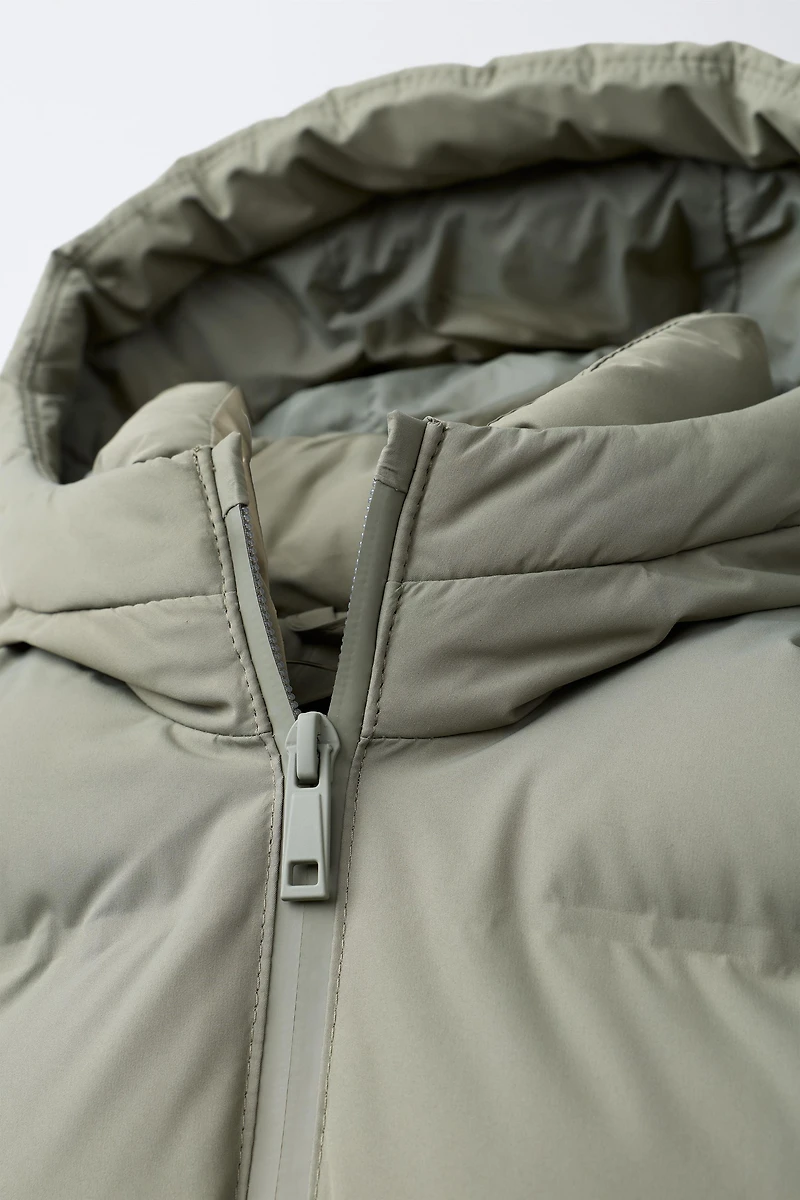 MANTEAU REMBOURRÉ À CAPUCHE DÉPERLANT