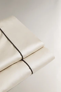 DRAP PLAT SATIN PASSEPOIL