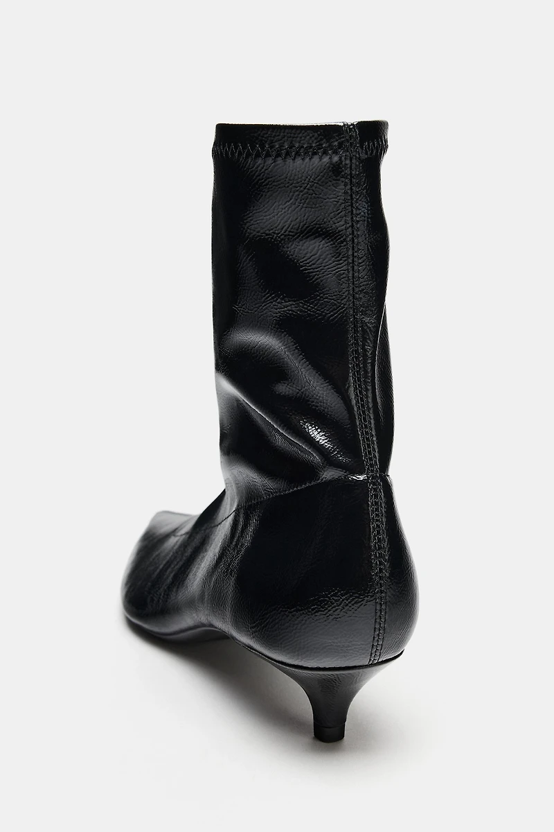 KITTEN HEEL ANKLE BOOTS