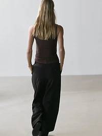Sleeveless top with square neckline