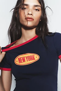 T-SHIRT À INSCRIPTION