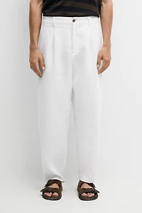 100% linen pants with dart detail