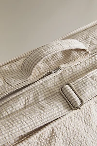 CHILDREN'S TRAVEL SUITCASE WITH A GINGHAM PATTERN