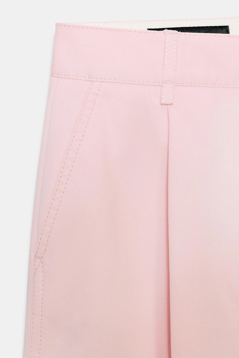 PANTALON CHINO À PINCES