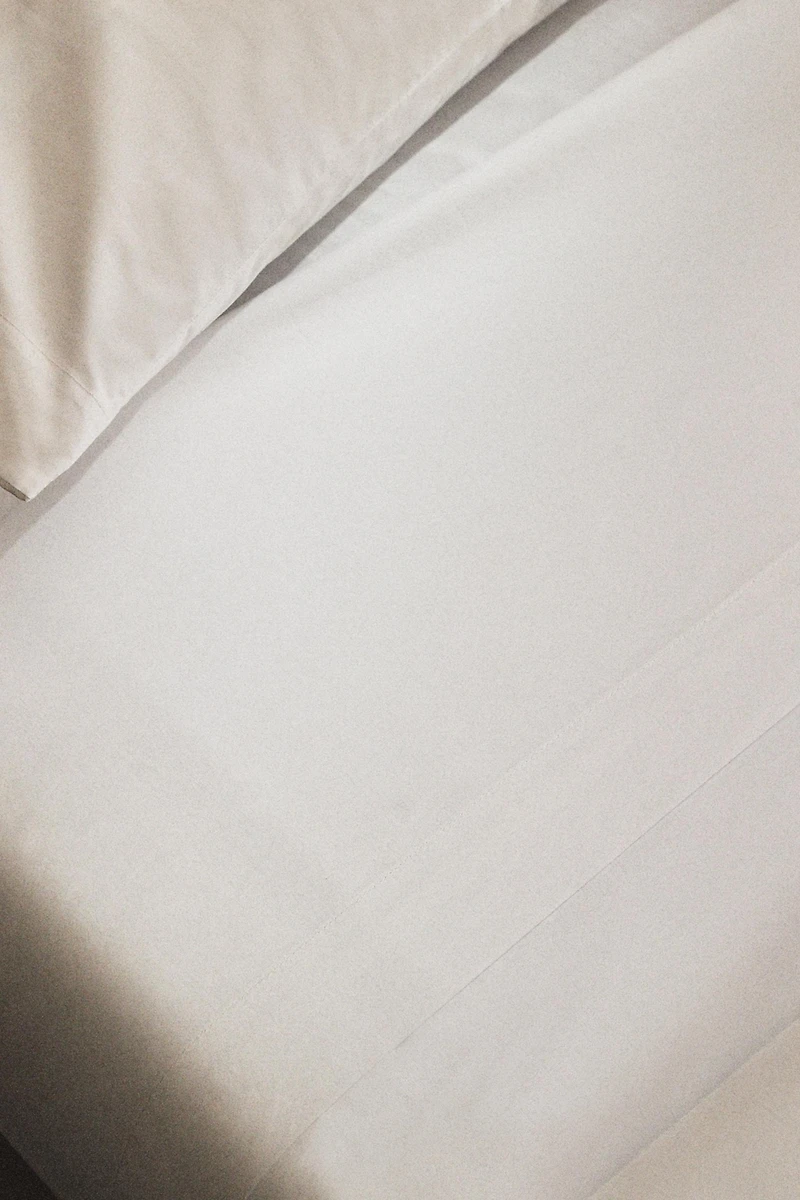 PERCALE COTTON FLAT SHEET WITH FLANGE (500 THREAD COUNT)