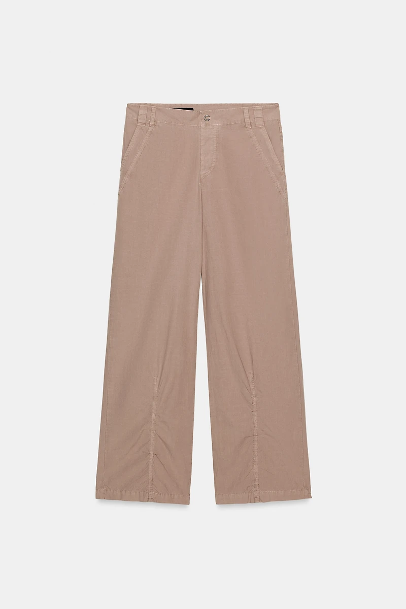 PANTALON DROIT À PLIS
