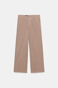 PANTALON DROIT À PLIS