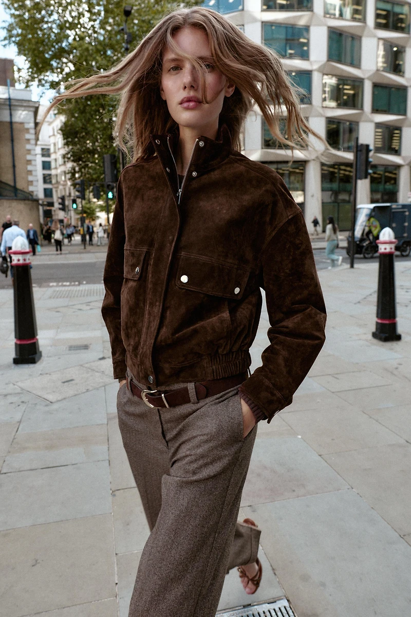PANTALON À CHEVRONS AVEC CEINTURE