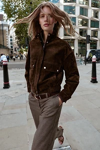 PANTALON À CHEVRONS AVEC CEINTURE