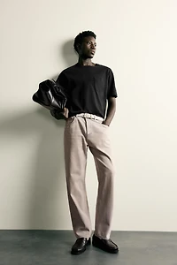 RELAXED FIT LIGHTWEIGHT T-SHIRT