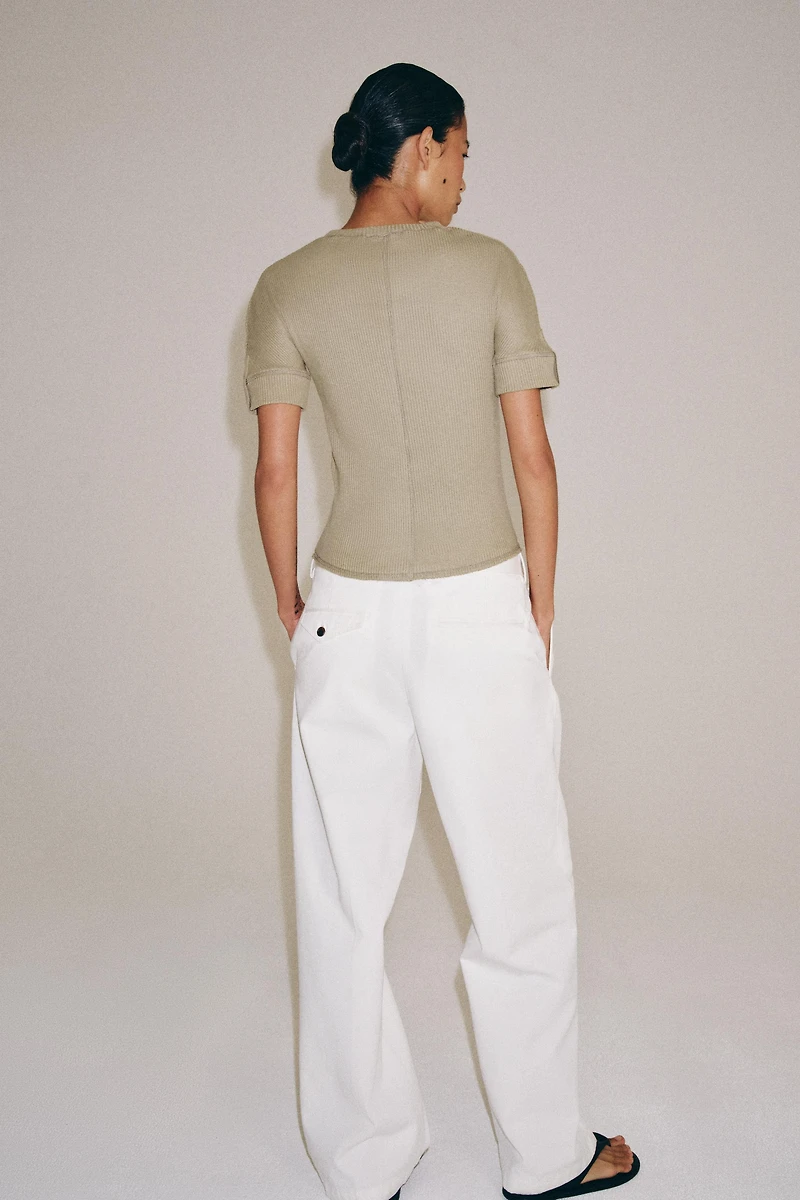 T-SHIRT EN COTON CÔTELÉ