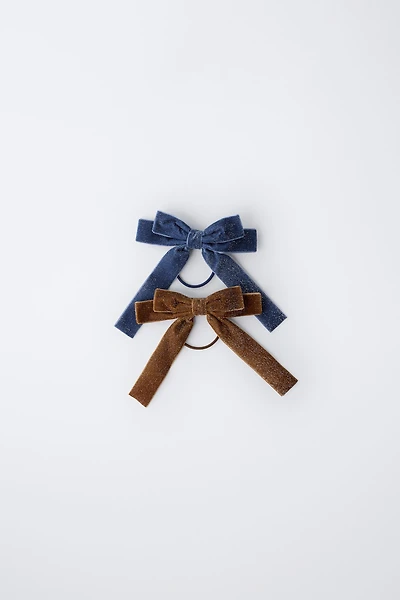 TWO-PACK OF SHINY VELVET BOW HAIR TIES